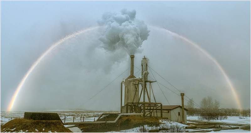 Iceland Heating Station_Stephen Harper_Bad Weather_Set.jpg - Bad Weather_Set